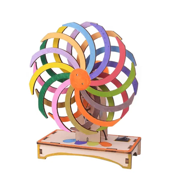 Buntes Holzlabyrinth mit mehreren Ringen, das auf einer Holzbasis montiert ist, ideal für wissenschaftliche und dekorative Zwecke.