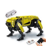 LEGO-Technic Roboter-Hund in Gelb mit Fernsteuerung und Sensoren, detailreiche Bauweise, ideal für Technik- und Robotik-Enthusiasten.