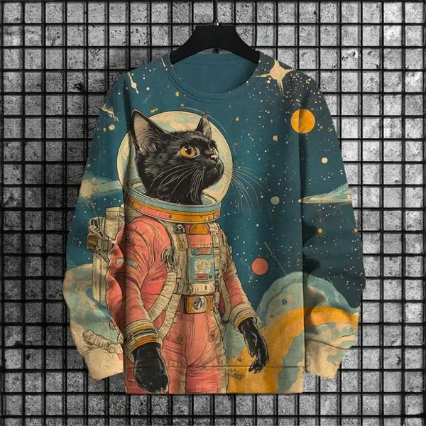 Kleidungsstück mit schwarzem Katzenmotiv im Raumanzug, in einer kosmischen Umgebung mit Planeten und Sternen, perfekt für Wissenschafts- und Astronomiebegeisterte.