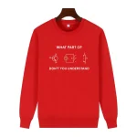 Rotes Sweatshirt mit elektrischen Diagrammen und humorvollem Text "Welchen Teil verstehst du nicht" für Elektrizitätsliebhaber.